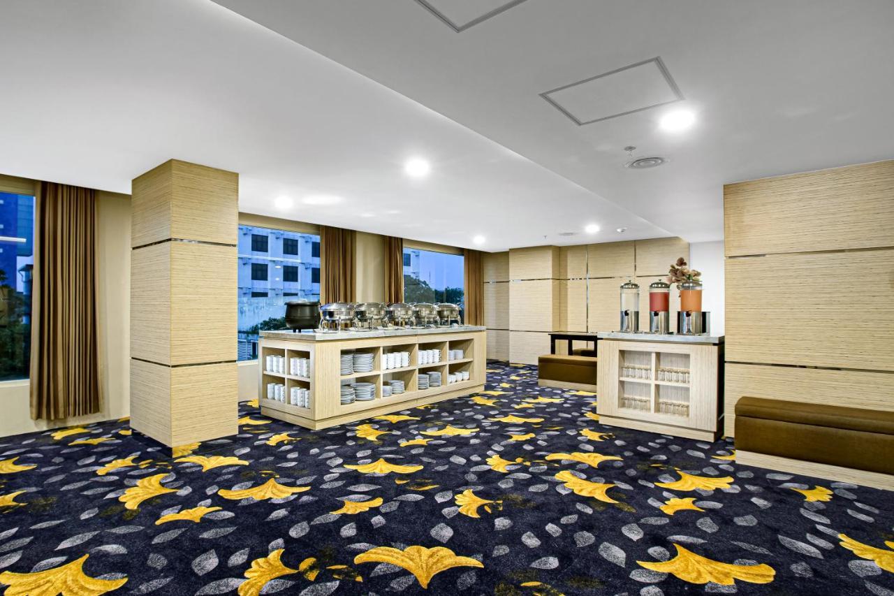 Quest Hotel Darmo - Surabaya By Aston Exteriér fotografie