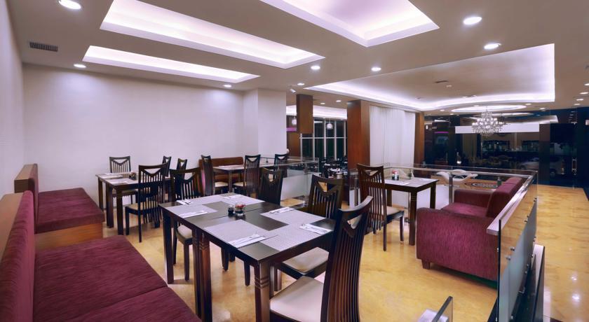 Quest Hotel Darmo - Surabaya By Aston Exteriér fotografie