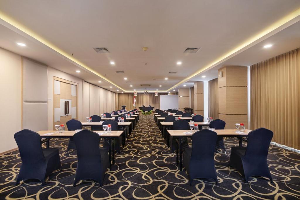 Quest Hotel Darmo - Surabaya By Aston Exteriér fotografie