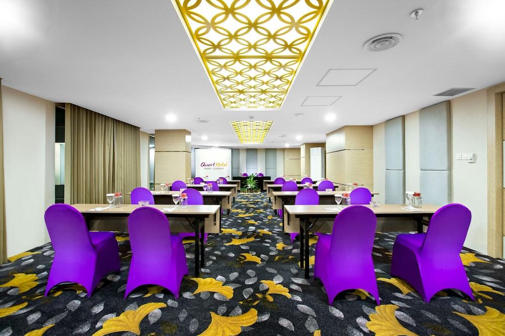 Quest Hotel Darmo - Surabaya By Aston Exteriér fotografie