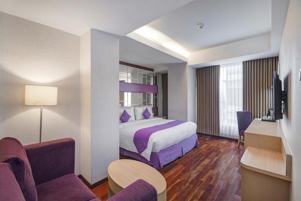 Quest Hotel Darmo - Surabaya By Aston Exteriér fotografie