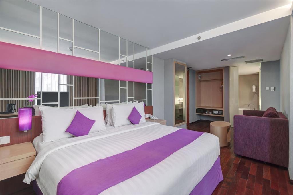 Quest Hotel Darmo - Surabaya By Aston Exteriér fotografie