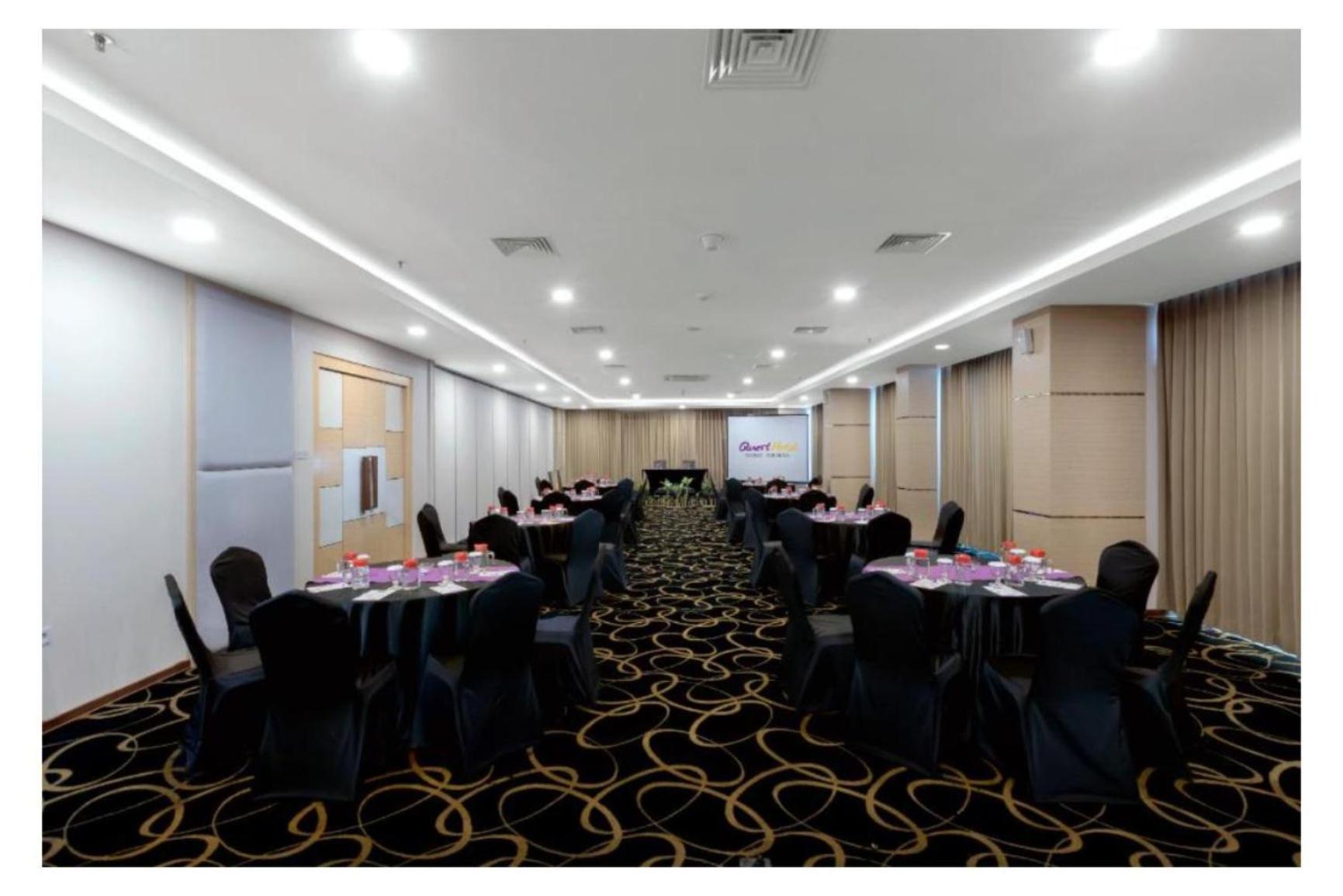 Quest Hotel Darmo - Surabaya By Aston Exteriér fotografie